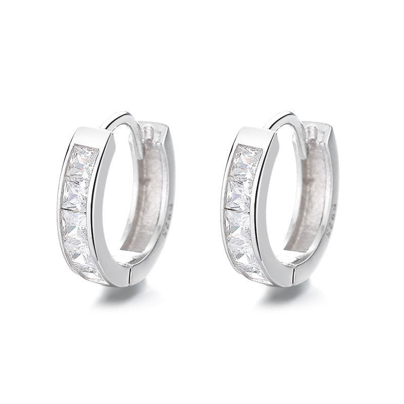Damen Creolen mit funkelnden Zirkonia Shop Nory