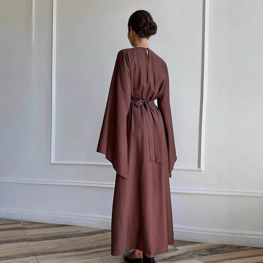 Damen Maxikleid mit ausgestellten Trompetenärmeln und taillierter Empire-Silhouette Shop Nory