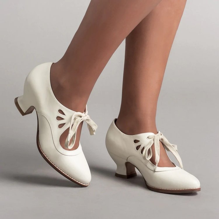Damen elegante und komfortable Tanzschuhe mit nostalgischem Design und niedriger Absatzhöhe