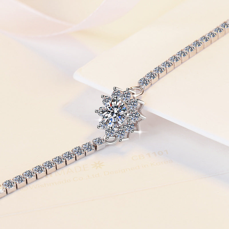 Damenarmband mit funkelndem Kristall-Detail Shop Nory