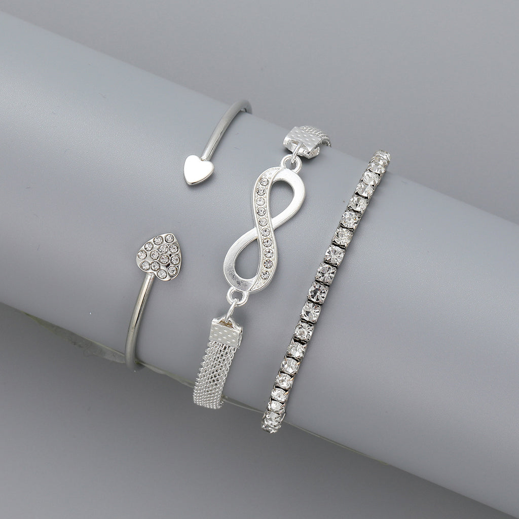 Damen Armband-Set mit funkelndem Herz-, Unendlichkeit- und Kristall-Design Shop Nory