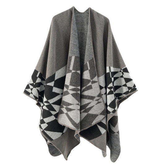 Damen Großer Strickponcho im Cape‑Schnitt mit Ziernaht und geometrischem Intarsia Shop Nory