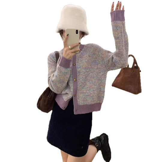 Damen kuschelige Strickjacke mit Herzknöpfen und kontrastierenden Rippdetails