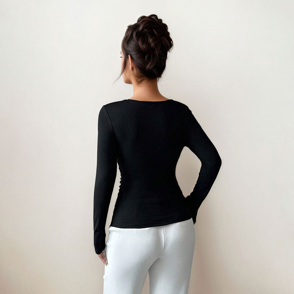 Damen figurbetontes Langarmshirt mit asymmetrischem Ausschnitt und dekorativer Brosche Shop Nory