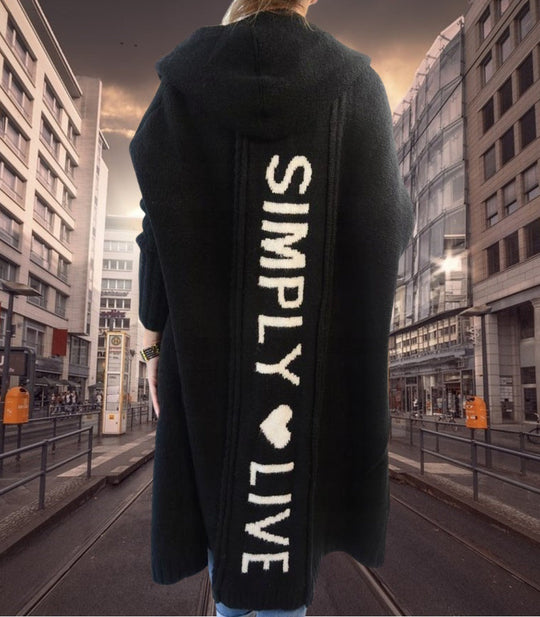 Damen Oversized Strickmantel mit Hoodie und auffälligem Schriftzug
