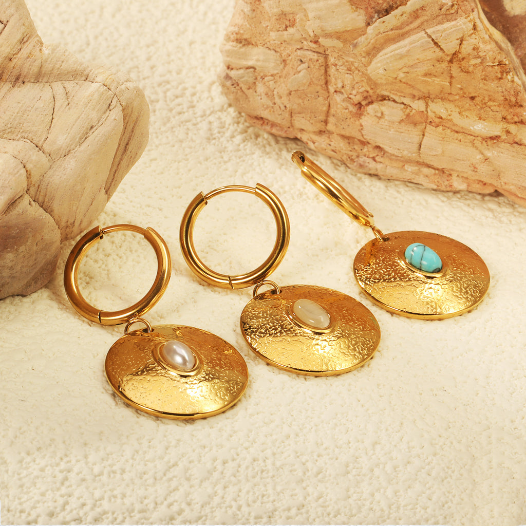 Damen Schmuckohrringe mit schimmernden Perlen und elegantem goldplattiertem Design Shop Nory