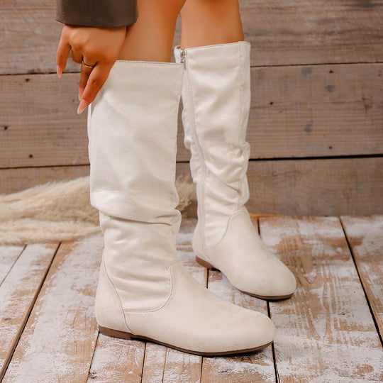 Damen kniehoher Slouch-Stiefel mit seitlichem Reißverschluss und flacher Profilsohle Shop Nory