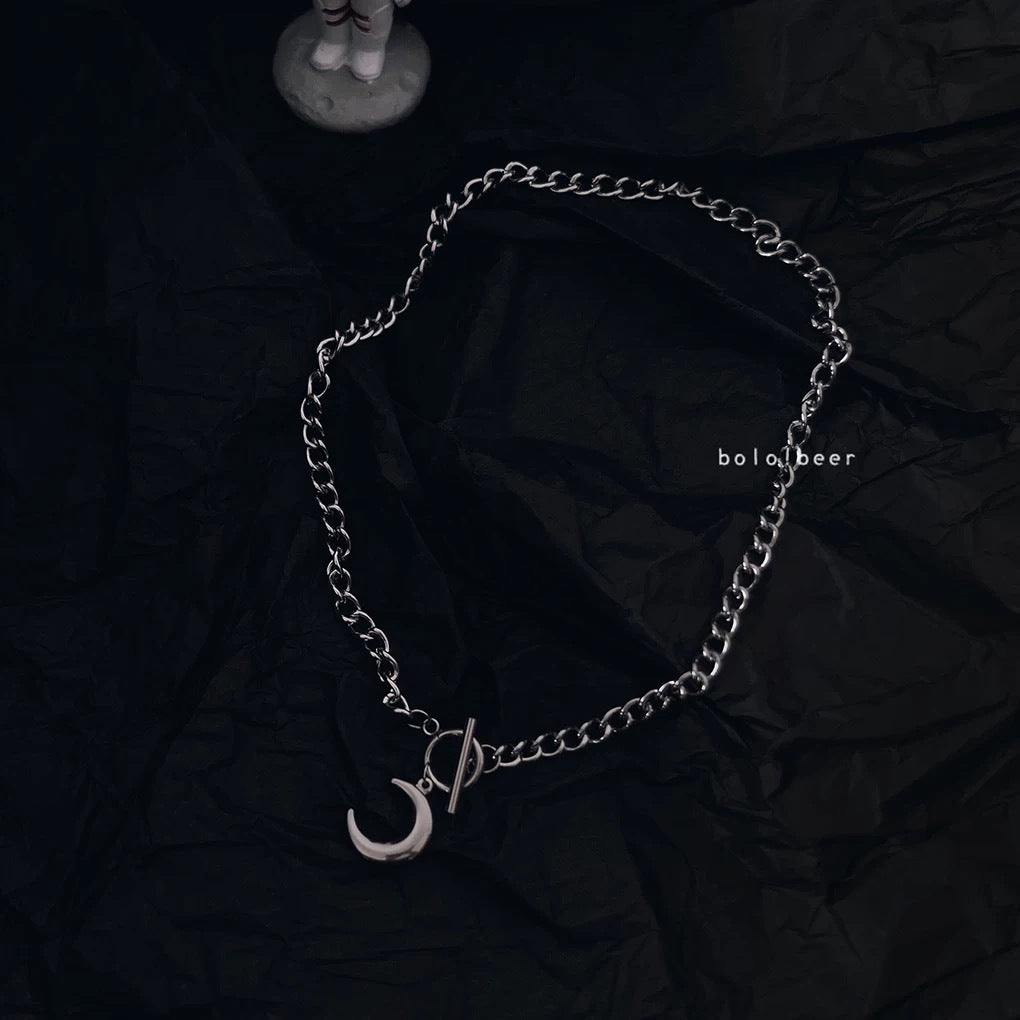 Damen Halskette mit auffälligem Kettenmuster und einzigartigem Verschluss Shop Nory