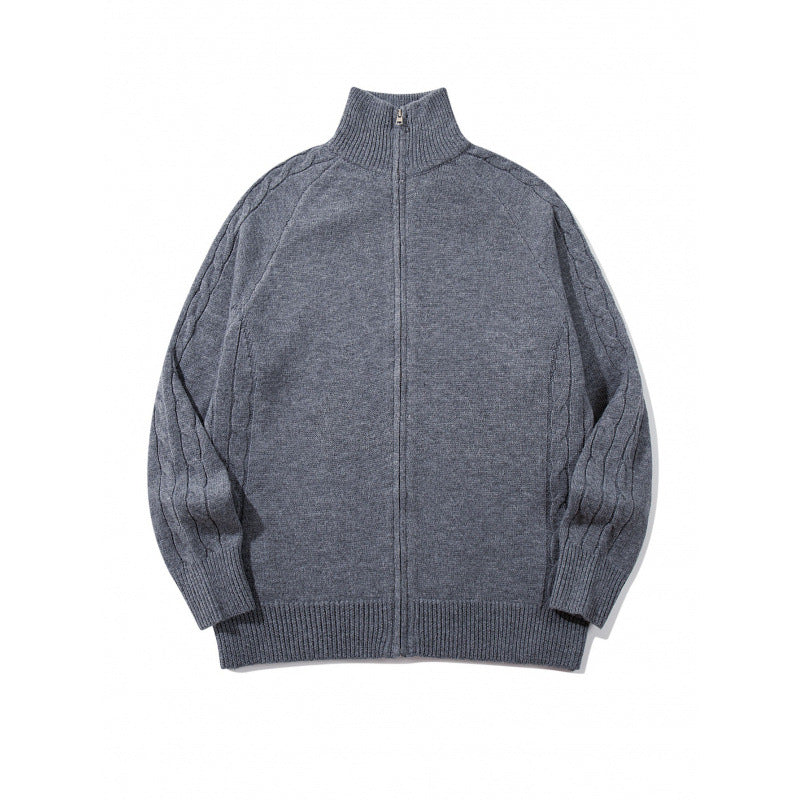 Unisex Boxy-Zip-Strickjacke mit Stehkragen, Zopfmusterärmeln und gerippten Abschlüssen Shop Nory