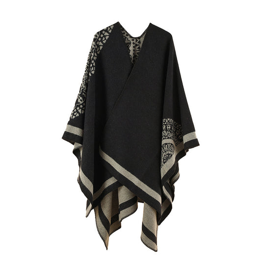 Damen Oversized Strickponcho mit Musterbesatz und asymmetrischem Saum Shop Nory