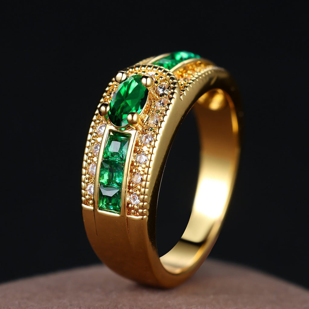 Damen Ring mit funkelndem lila Zirkonia und luxuriösem Golddesign Shop Nory