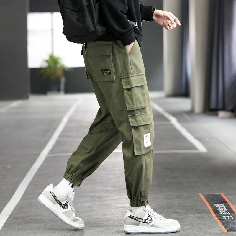 Herren Cargo-Joggerhose mit mehreren aufgesetzten Taschen, elastischem Bund und gekräuselten Knöcheln Shop Nory