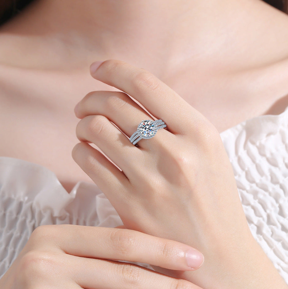 Damen luxuriöser Solitärring mit funkelndem Zirkonia Shop Nory
