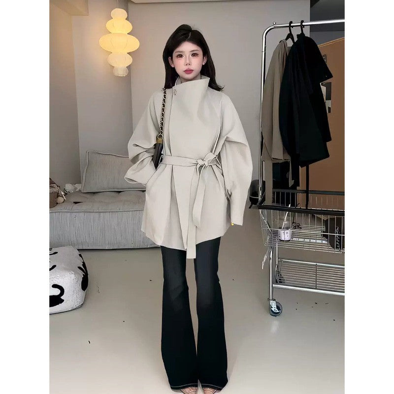 Damen Kurzmantel mit weitem Schnitt Stehkragen und Taillengürtel Shop Nory