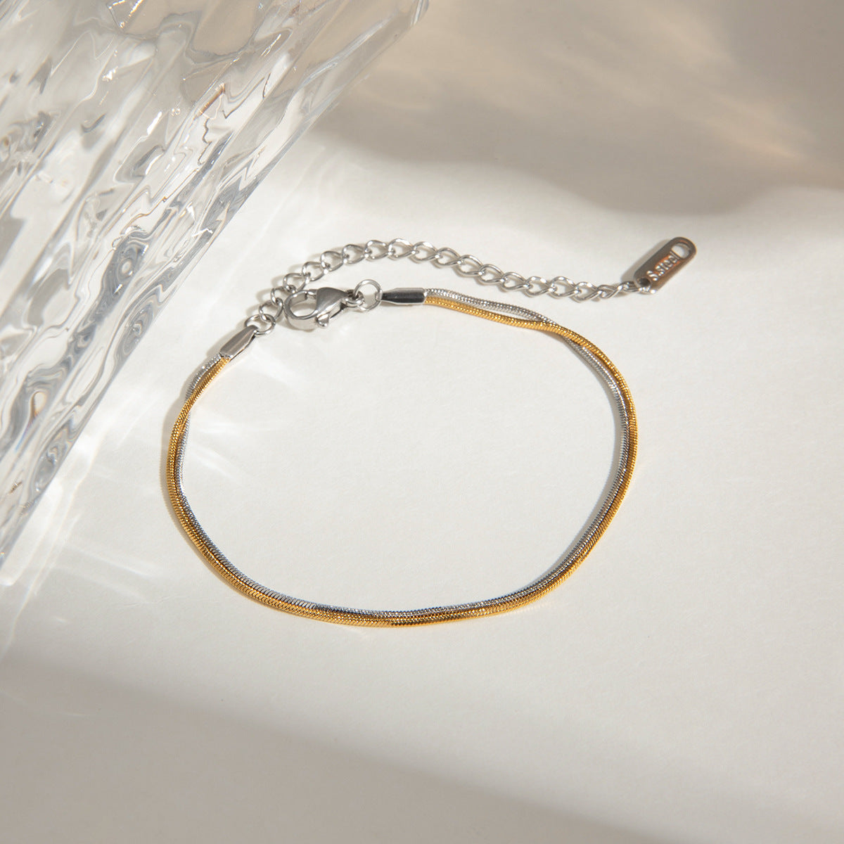 Damen Edelstahlarmband mit hypoallergener und wasserdichter Verarbeitung Shop Nory