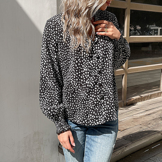 Damen Leichtfall-Bluse mit V-Ausschnitt, durchgehender Knopfleiste und gerüschten Manschetten Shop Nory