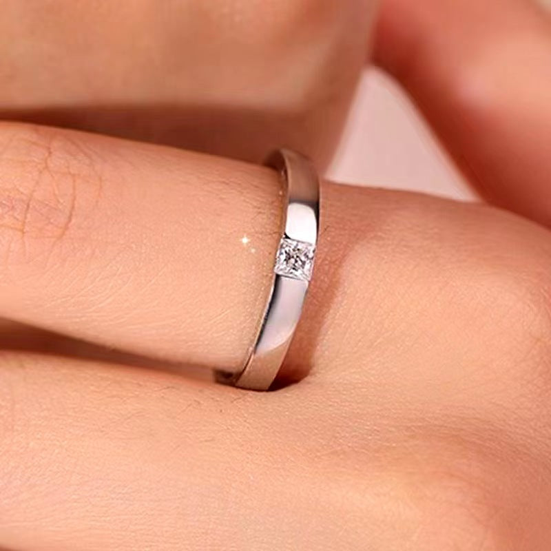 Damen minimalistischer Ring mit funkelndem Zirkonia Shop Nory