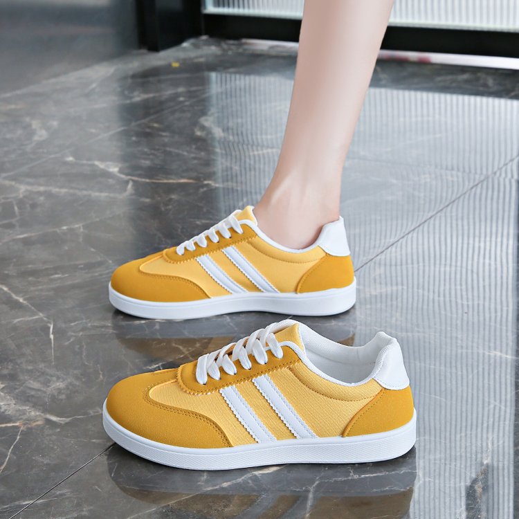 Damen Sneakers im sportlichen Retro-Look mit bequemer dämpfender Sohle