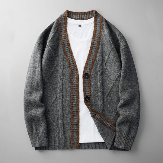 Herren Strickcardigan mit Zopfmuster, V-Ausschnitt und Kontrastkante Shop Nory