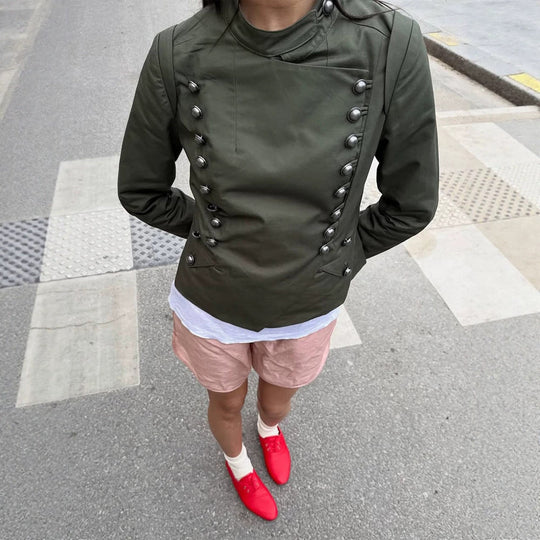Damen Militärinspirierte Kurzjacke mit Stehkragen und Zierknopfleiste Shop Nory