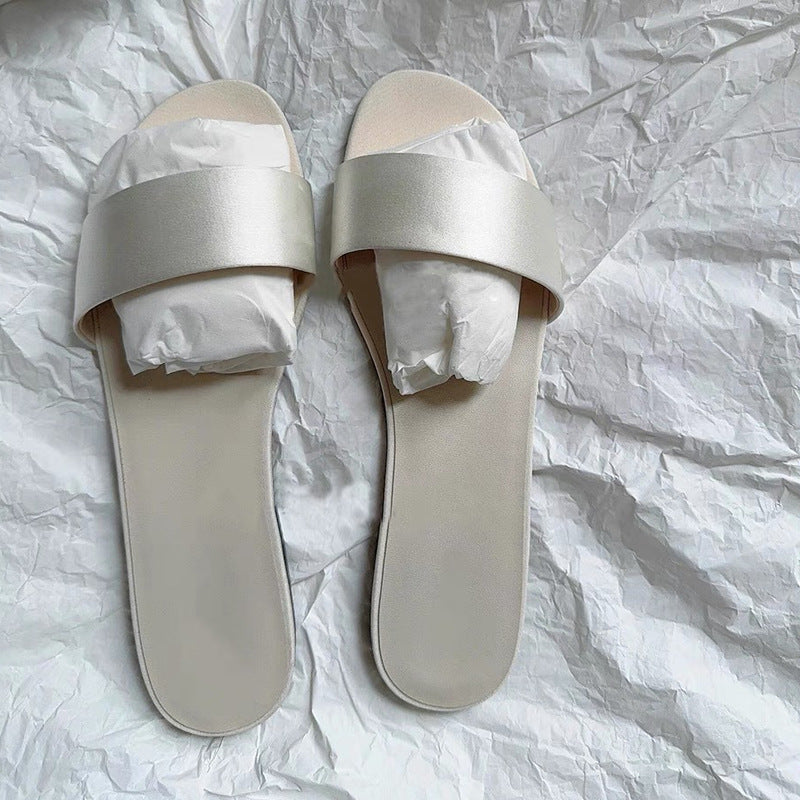 Damen elegante Slides mit breitem Satin-Riemen und komfortablem Fußbett