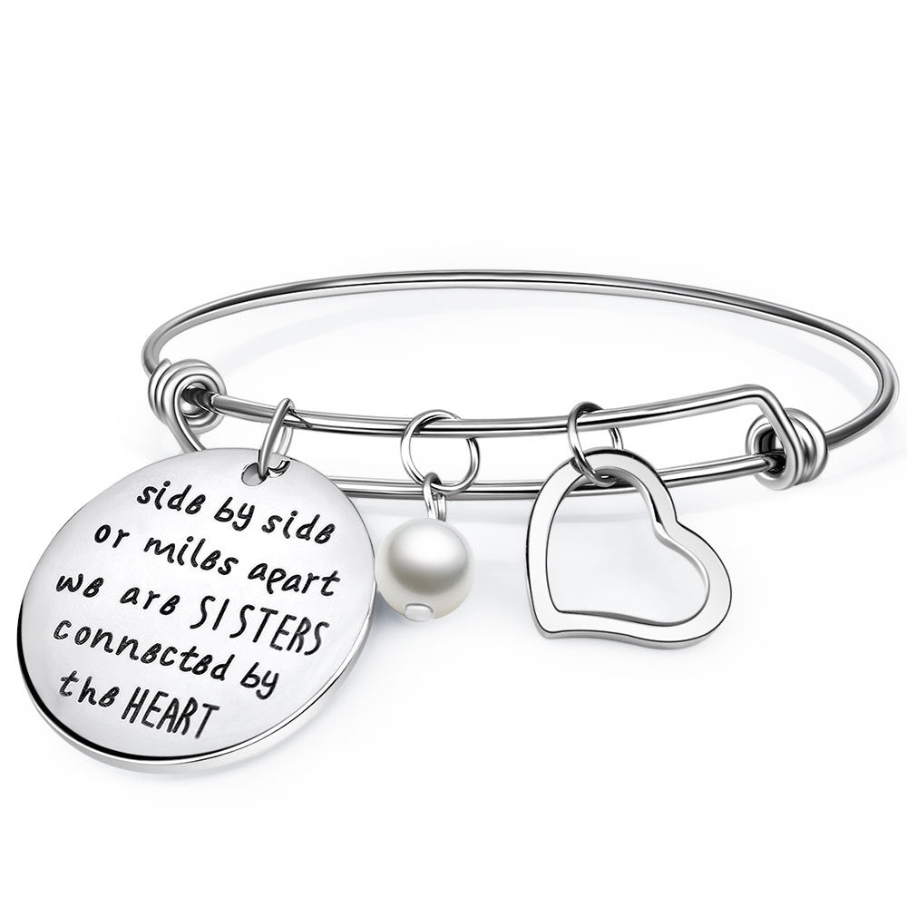 Damen Armreif mit personalisierbarem Anhänger und elegantem Design Shop Nory