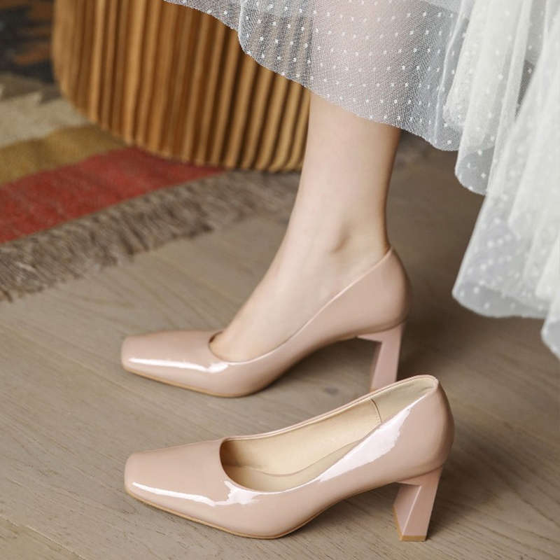 Damen Elegante und zeitgemäße Pumps mit blockierendem Absatz