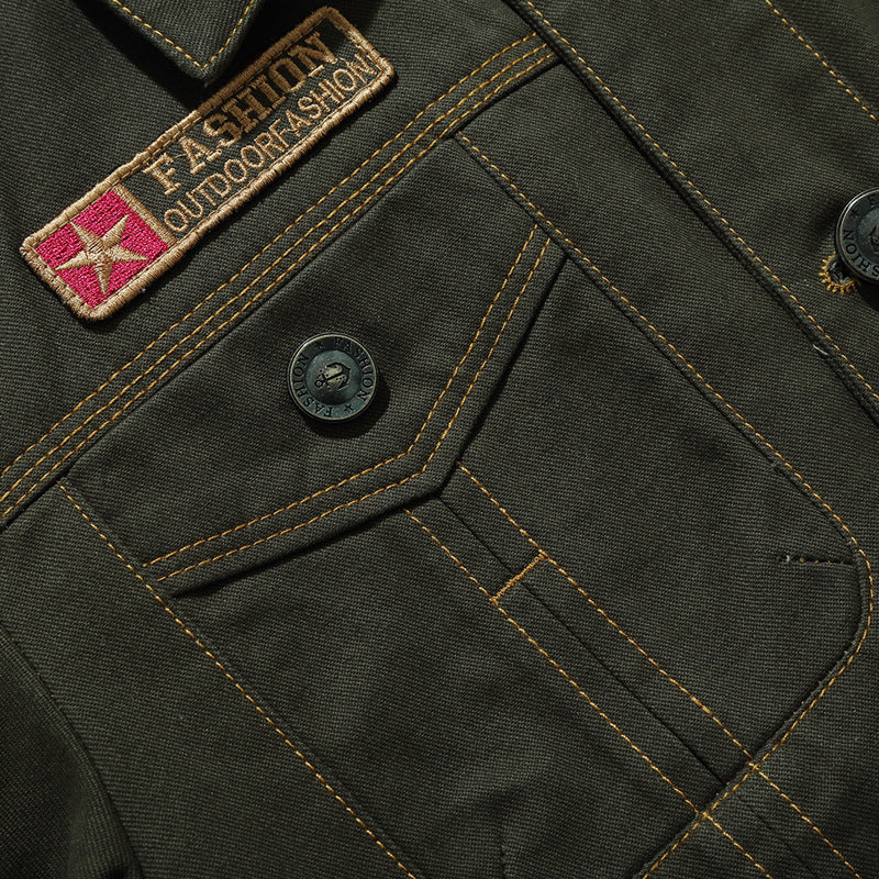 Herren Military‑inspirierte Canvas‑Fieldjacke mit kontrastierenden Ziernähten und Brustklappen Shop Nory