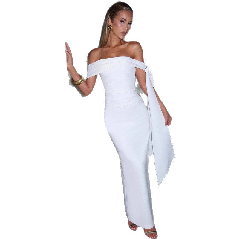 Damen Elegantes Abendkleid mit Off-Shoulder-Design und Fließendem Cape