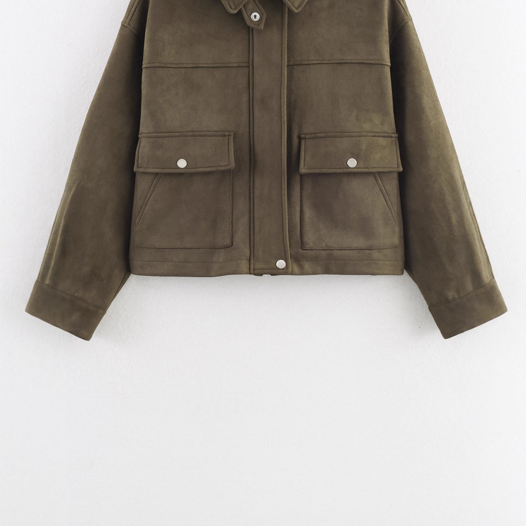 Damen Kurz geschnittene Wildlederoptik-Utility-Jacke mit aufgesetzten Klappentaschen Shop Nory