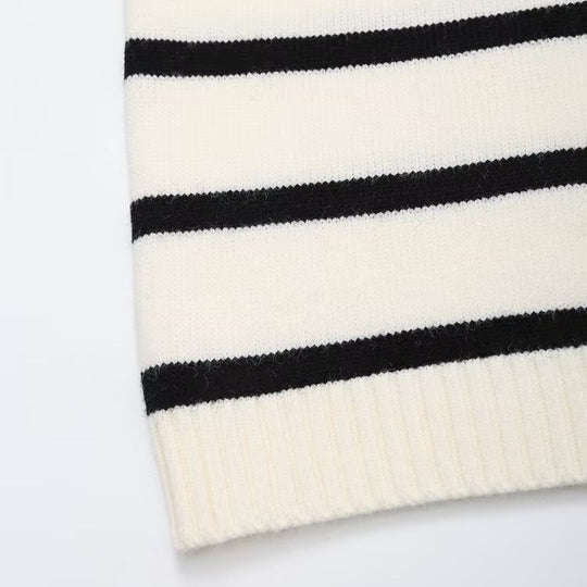 Damen Gestreifter Strickpullover mit hohem Rollkragen und halbem Reißverschluss Shop Nory