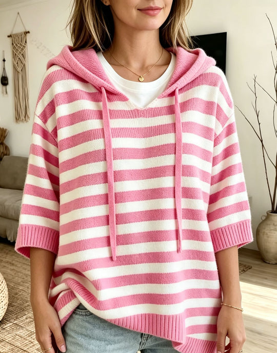 Damen Lässiger gestreifter Kapuzen-Poncho aus weichem Feinstrick mit halblangen Ärmeln Shop Nory