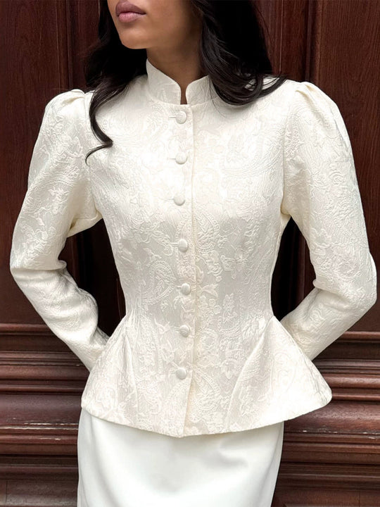 Damen taillierte Jacquard‑Bluse mit Stehkragen und dekorativer Knopfleiste Shop Nory