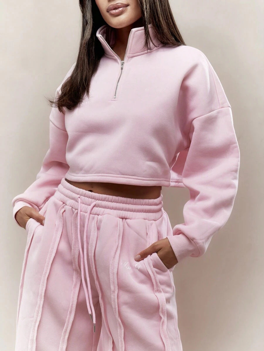Damen Crop-Halbzip-Sweatshirt und High-Waist Wide-Leg Loungehose Set mit sichtbaren Naht-Details Shop Nory