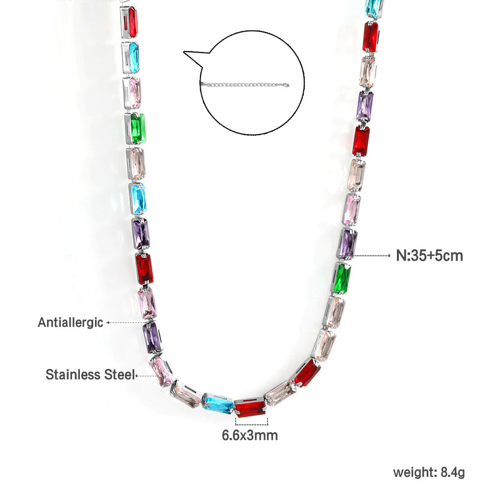 Damen elegante Halskette aus beschichtetem Edelstahl mit leuchtenden blauen Kristallen Shop Nory