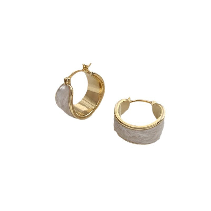 Damen große Creolen mit elegantem Design Shop Nory