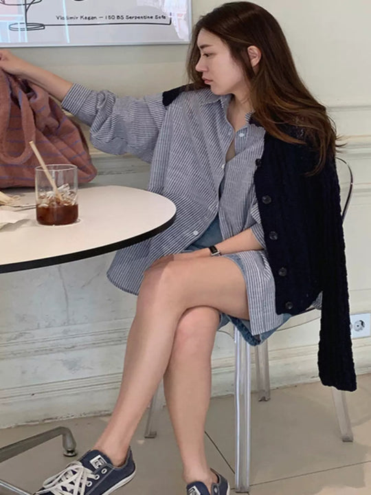 Damen Longline-Streifenhemd mit kastiger Oversize-Passform und Kentkragen Shop Nory