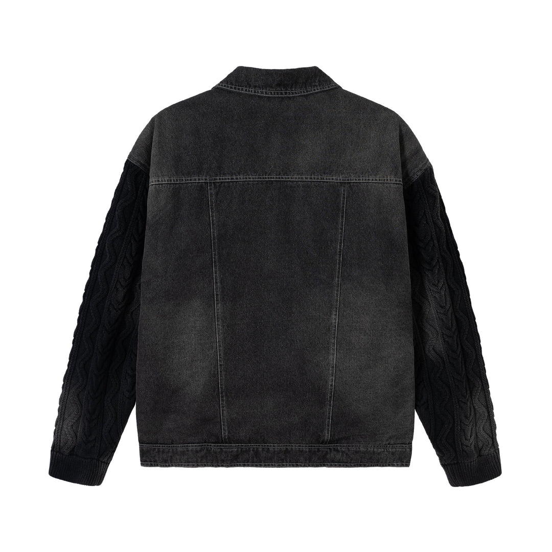 Herren Jeansjacke mit aufgesetzten Lederbrusttaschen und Zopfmusterstrickärmeln Shop Nory