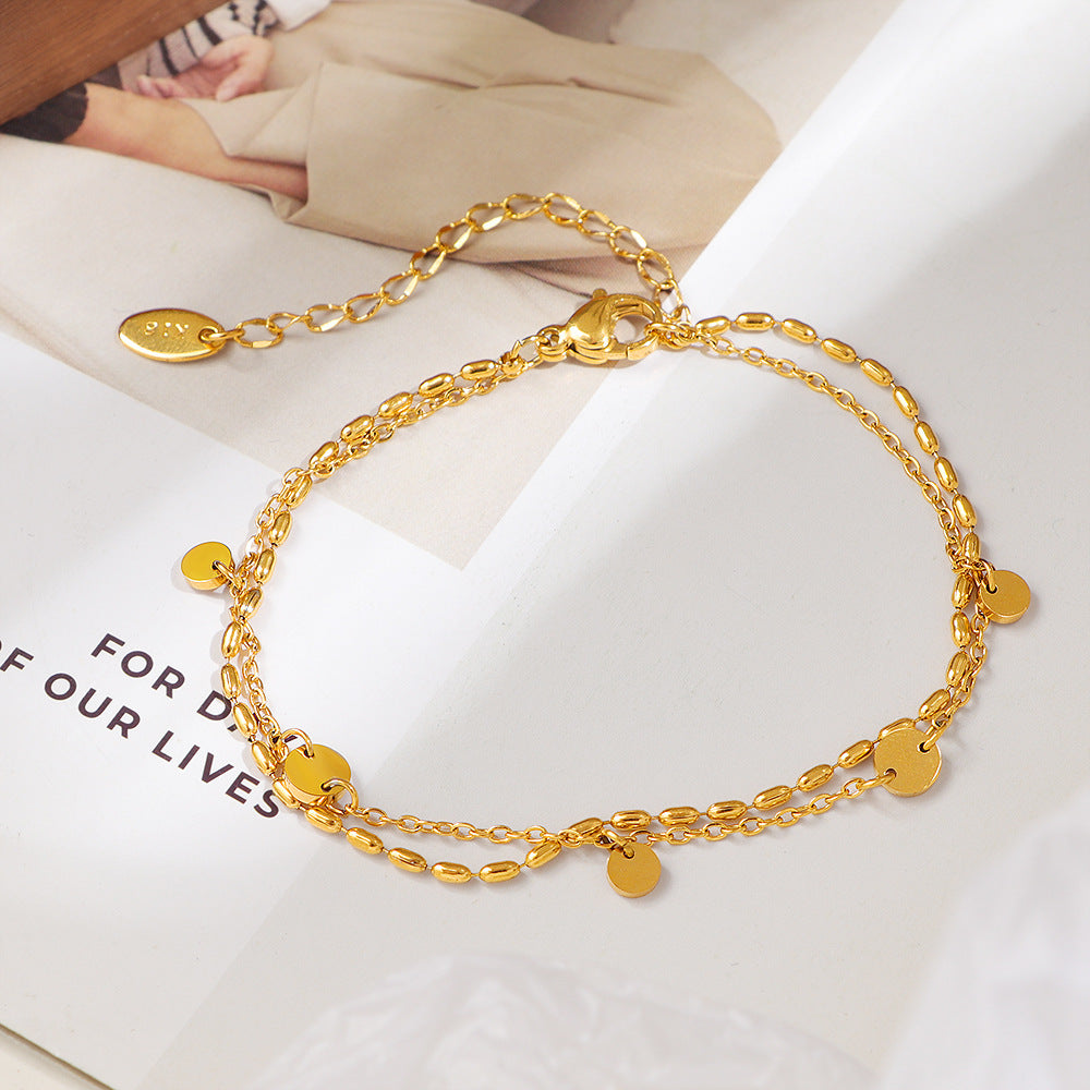 Damen elegantes Armband mit Herzen und feinen Details Shop Nory