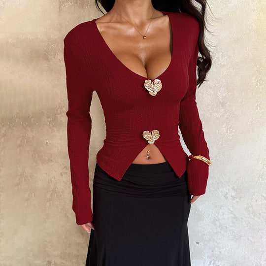 Damen taillierter Feinstrick-Cardigan mit tiefem V-Ausschnitt und dekorativen Herzbroschen Shop Nory