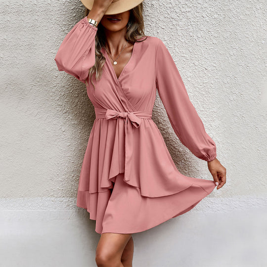Damen gerafftes Wickel-Minikleid mit Stufenrock Bindegürtel und Volantdetails Shop Nory