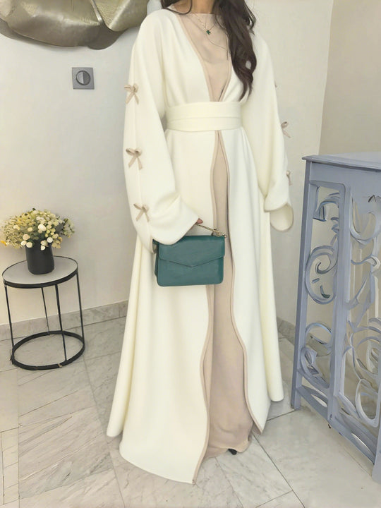 Damen nan elegante Abaya-Kaftan mit weitem Trompetenärmel, kontrastierender Passe und Wickelgürtel Shop Nory
