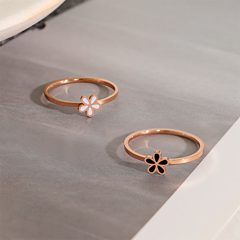 Damen Ring mit filigranem Blüten-Design Shop Nory
