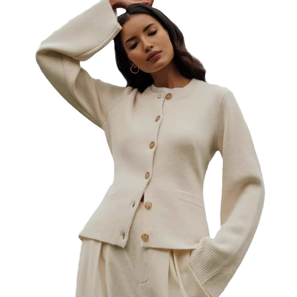 Damen elegante Strickjacke mit Knopfdetails und praktischen Taschen