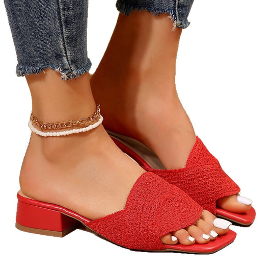Damen modische Slipper mit dekorativem Riemendesign und niedriger Blockabsatz