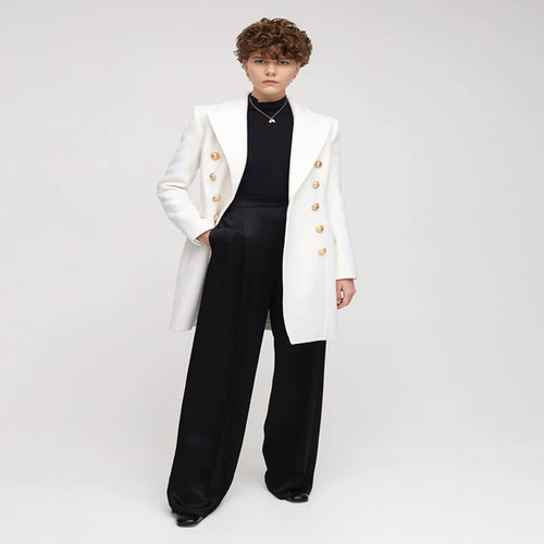 Damen Schmalgeschnittener Zweireihiger Wollmix-Longcoat mit markanter Schulter und goldenen Zierrundknöpfen Shop Nory