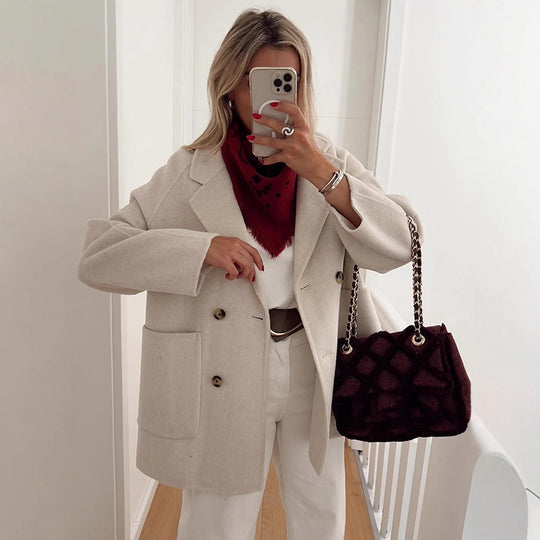 Damen Boxy-Wollmix-Cocoon-Jacke mit doppelreihiger Knopfleiste und weitem Revers Shop Nory