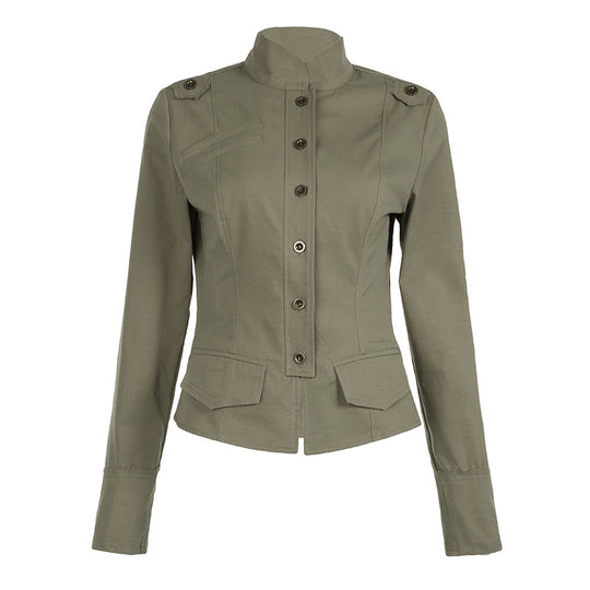 Damen nan taillierte Utility‑Militärjacke mit Stehkragen, Schulterpatten und aufgesetzten Pattentaschen Shop Nory