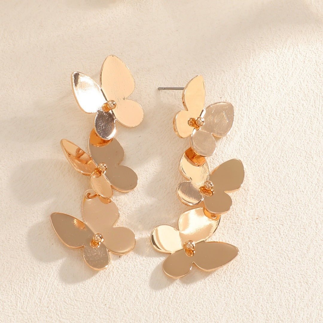 Damen Ohrringe mit modernem, skulpturalem Design Shop Nory
