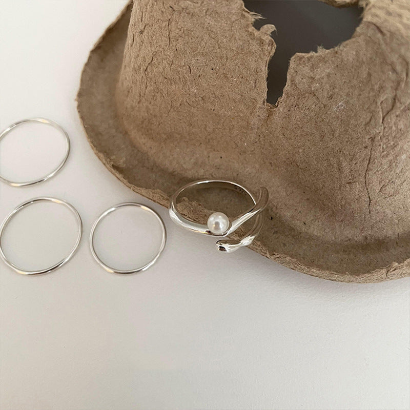 Damenring mit kreativem spiralförmigem Design und funkelnden Steinen Shop Nory